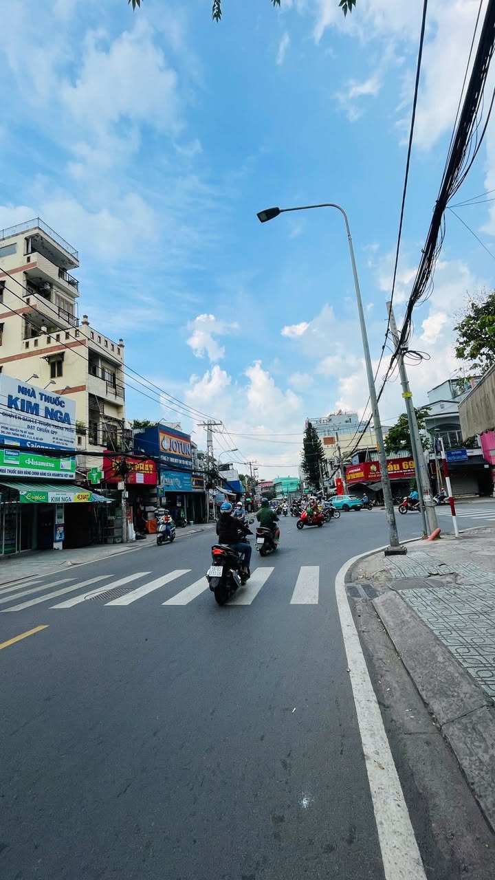 Nhà nguyên căn cho thuê mặt tiền Thống Nhất, Gò Vấp 44m² giá 23 triệu - Vị trí lý tưởng cho kinh doanh!