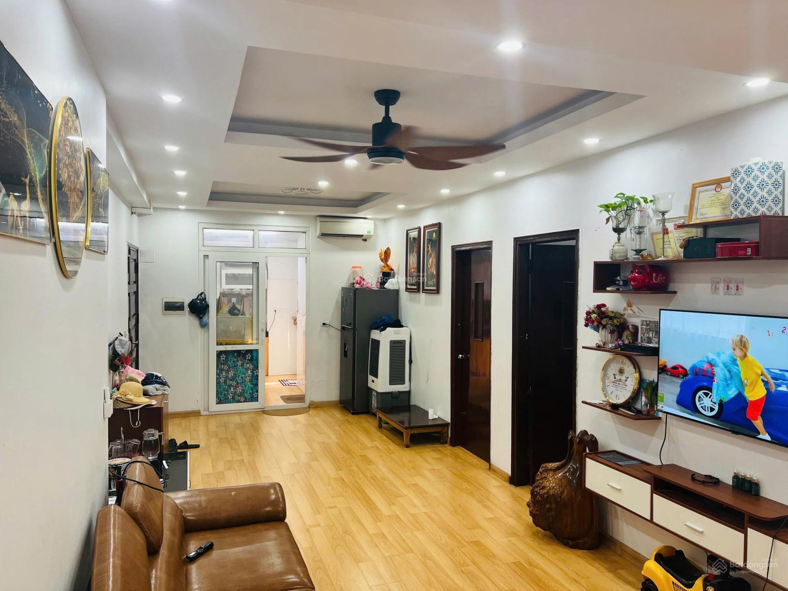 Căn hộ chung cư Cầu Bươu 87m² giá 4.3 tỷ - Full nội thất, view hồ tuyệt đẹp!