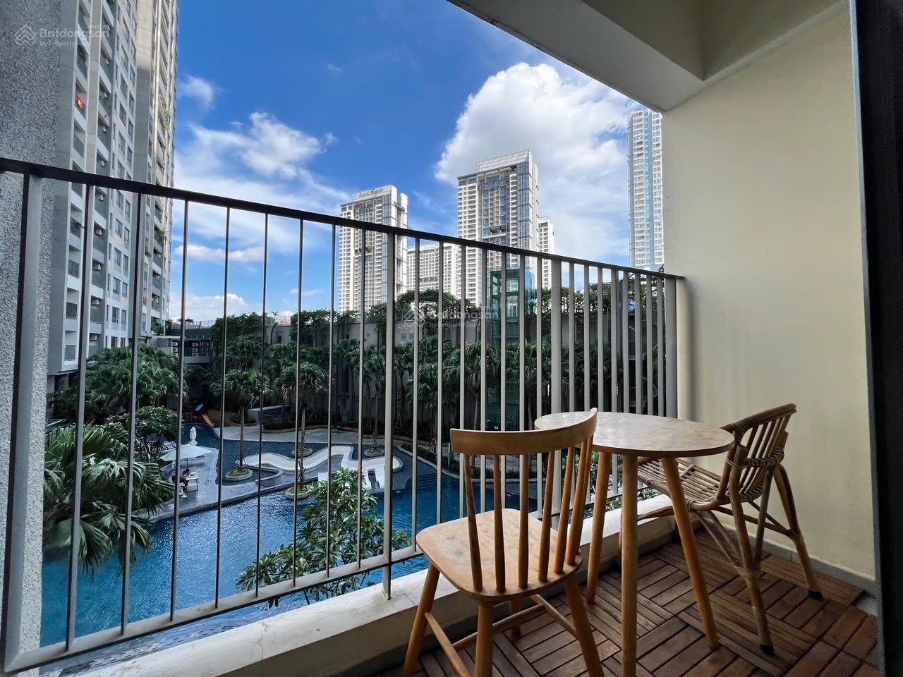 Officetel Masteri An Phú 35m² giá 3.4 tỷ - Sổ hồng lâu dài, view hồ bơi đẹp!