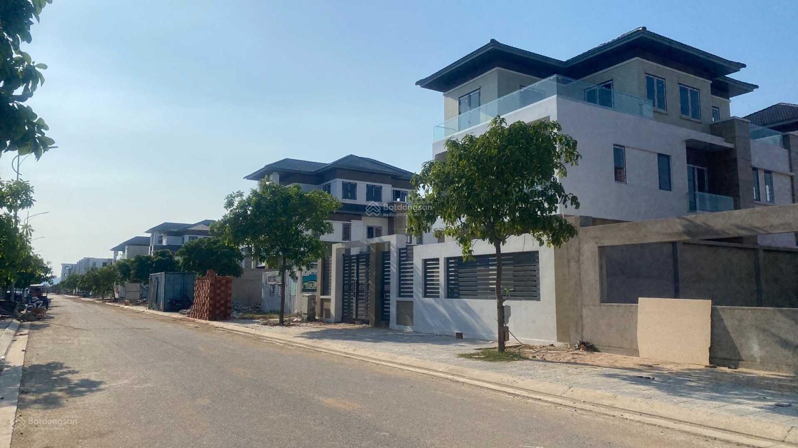 Nền nhà phố Bà Rịa City Gate 140m² giá 2.5 tỷ - Đối diện trường học