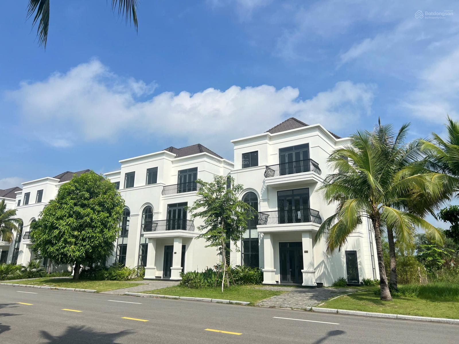 Villa song lập 200m² Đức Hòa giá 5,9 tỷ - Cắt lỗ 800 triệu!