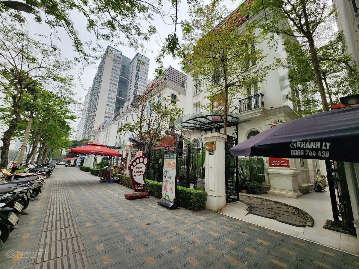 Biệt thự mặt phố Hoàng Minh Thảo, Bắc Từ Liêm, 228m² giá 186 tỷ - Kinh doanh đẳng cấp!