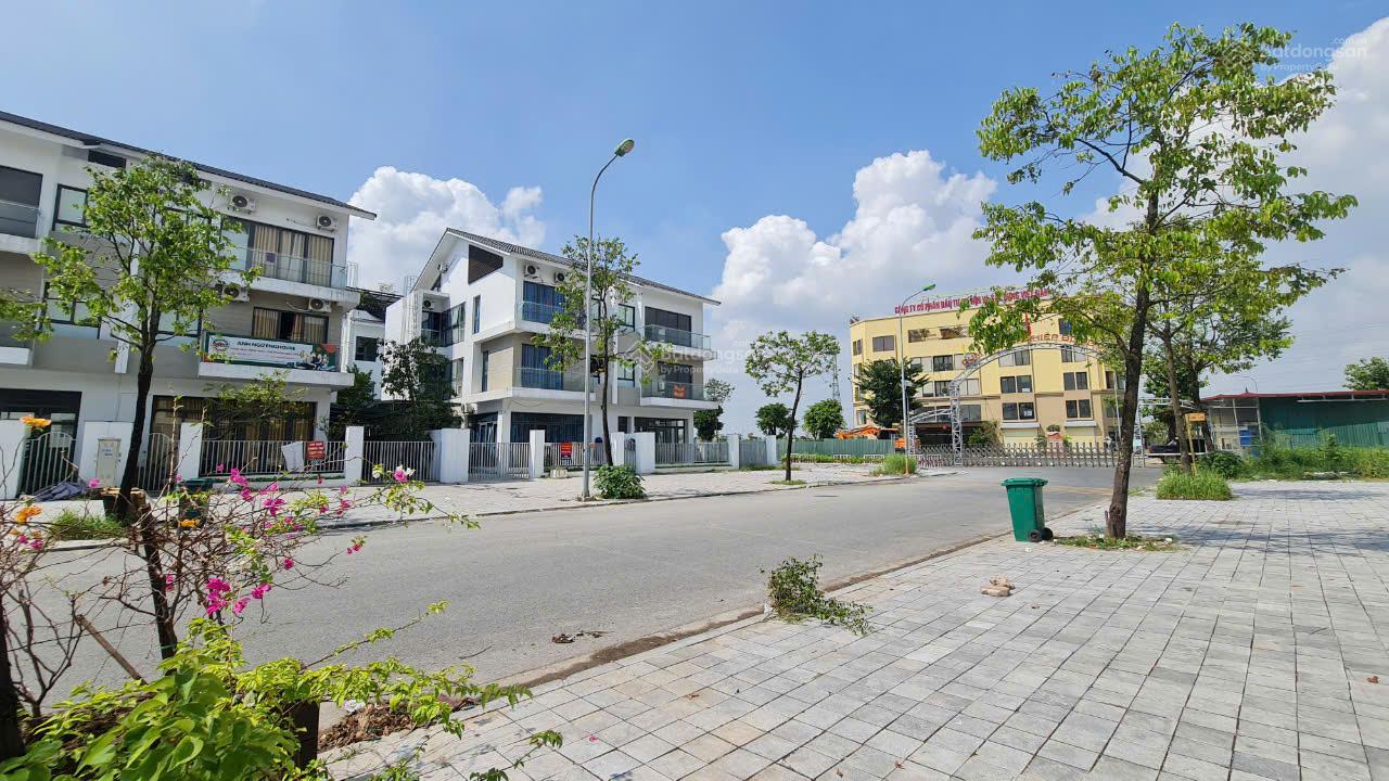 Nhà liền kề Đô Nghĩa 75m² giá 15 tỷ - 2 mặt thoáng, sổ đỏ chính chủ!