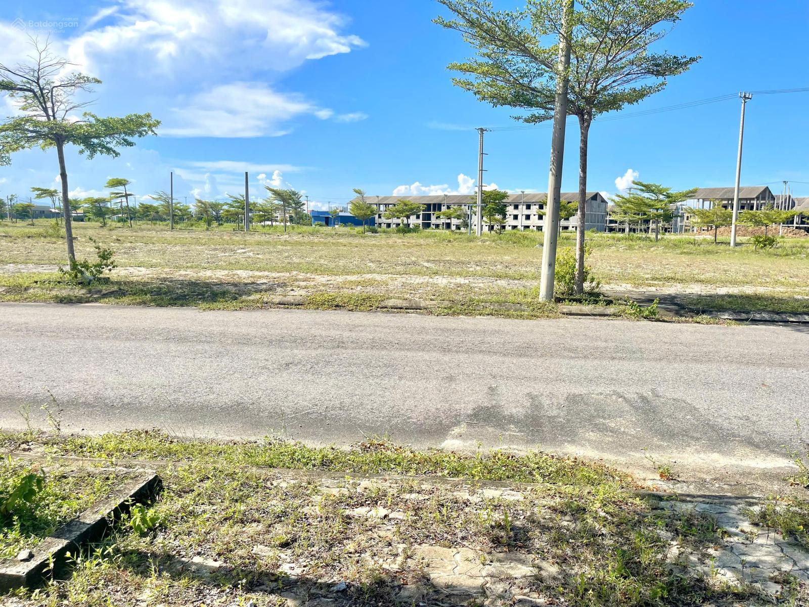 Bán lô đất đẹp KĐT 7B Điện Ngọc, Đà Nẵng - Gần trường quốc tế, chỉ 2.79 tỷ!