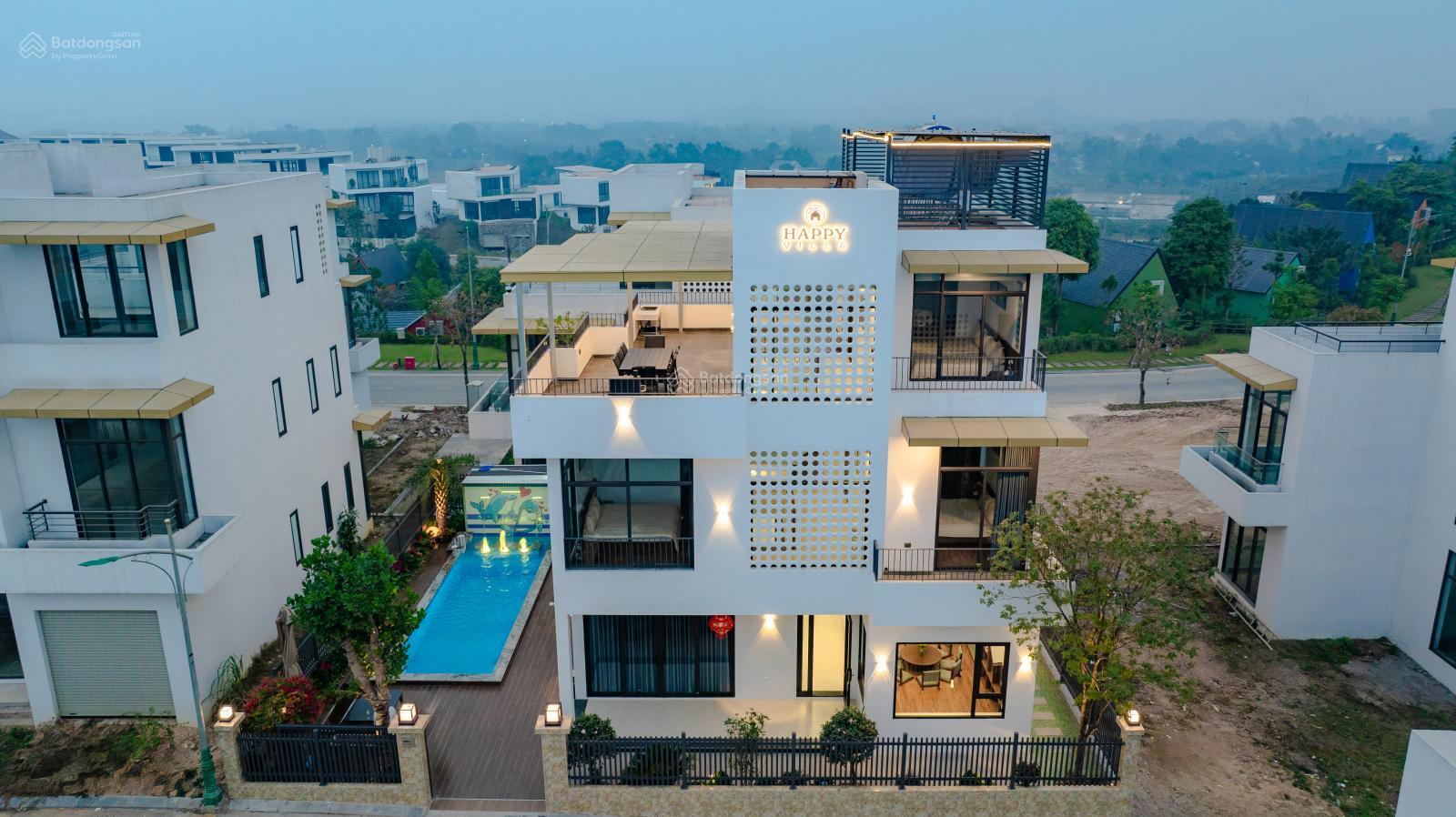 Biệt thự nhỏ xinh Legacy Hill Hòa Bình 217m² giá 6 tỷ - View đồi núi tuyệt đẹp!