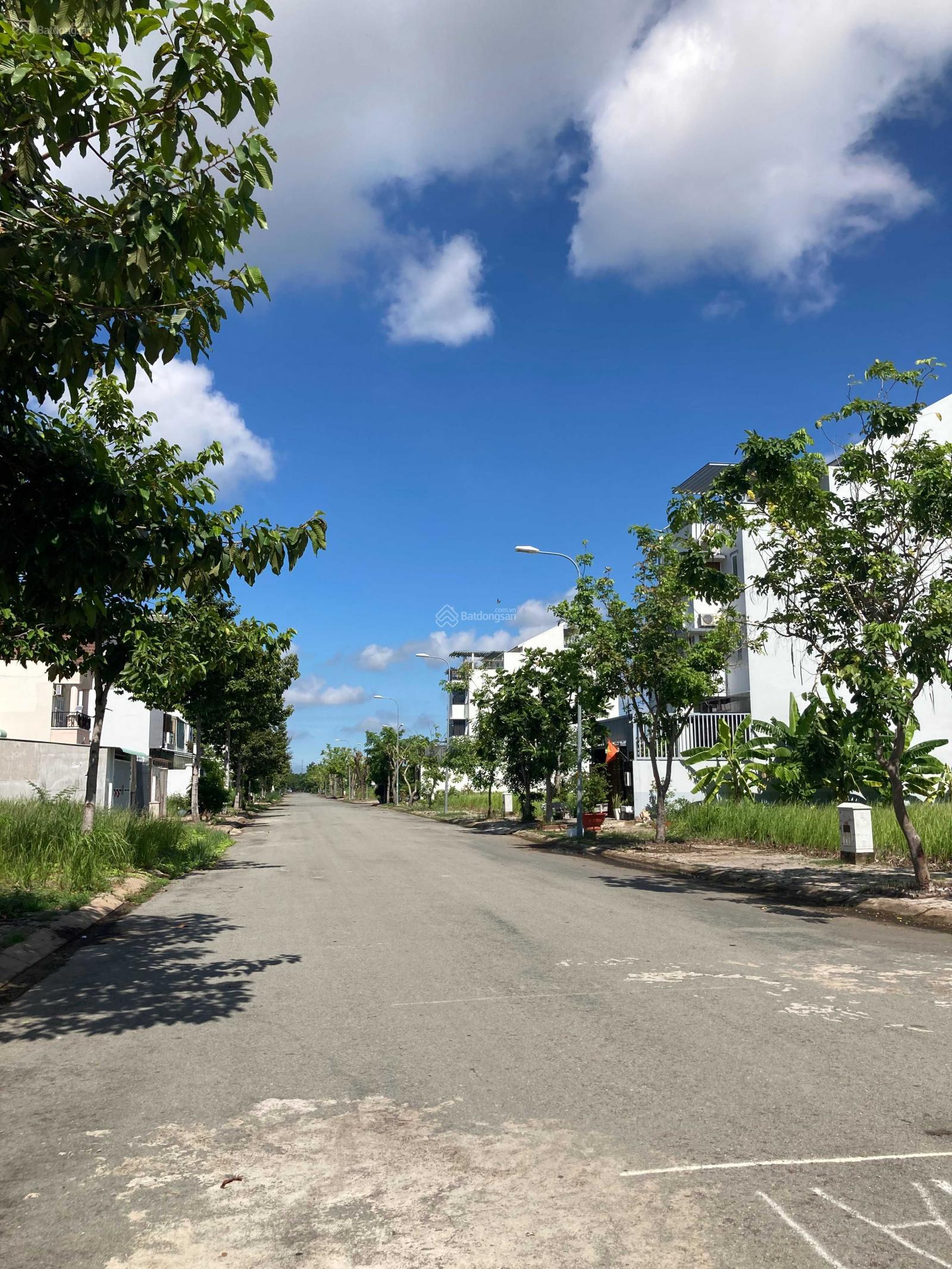 Bán lô đất nền nhà phố Cotec Phú Gia 147m² giá 3.675 tỷ - Sổ đỏ chính chủ