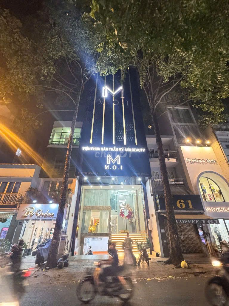 Cho thuê mặt tiền Trần Hưng Đạo 200m² giá 150 triệu - Vị trí đắc địa, thuận tiện kinh doanh!