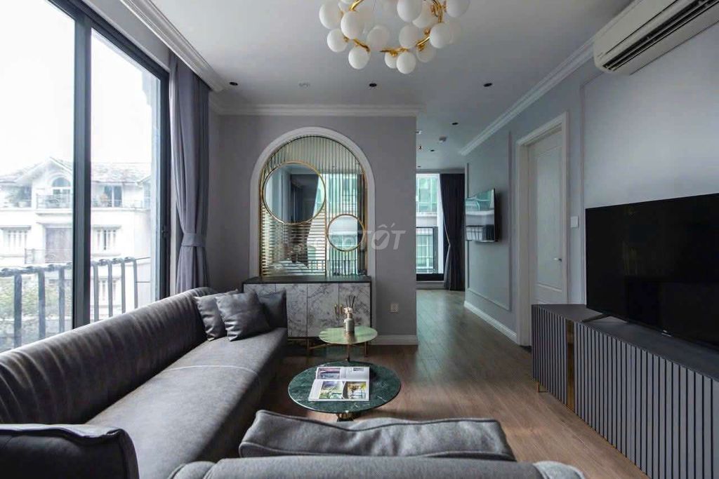 Căn hộ full nội thất Quận 4 gần cầu Kênh Tẻ - Không gian sống lý tưởng chỉ 8.5 triệu!