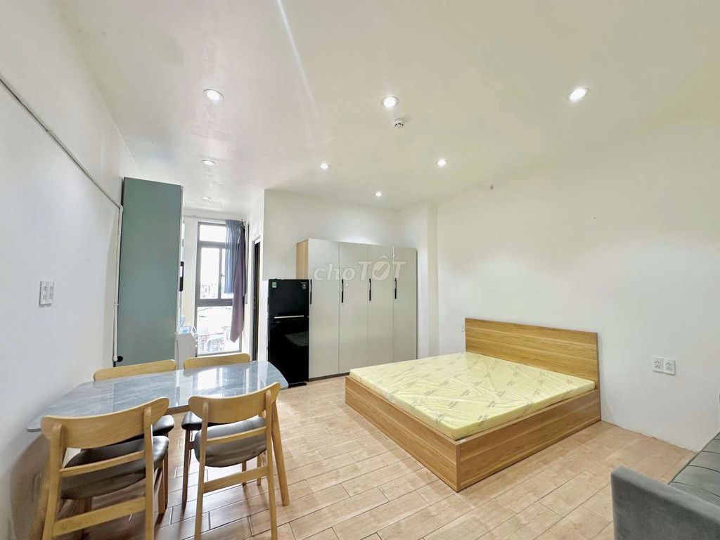 Căn hộ Studio Lê Văn Sỹ Quận 3 40m² giá 7 triệu - View Thành Phố Thoáng Mát