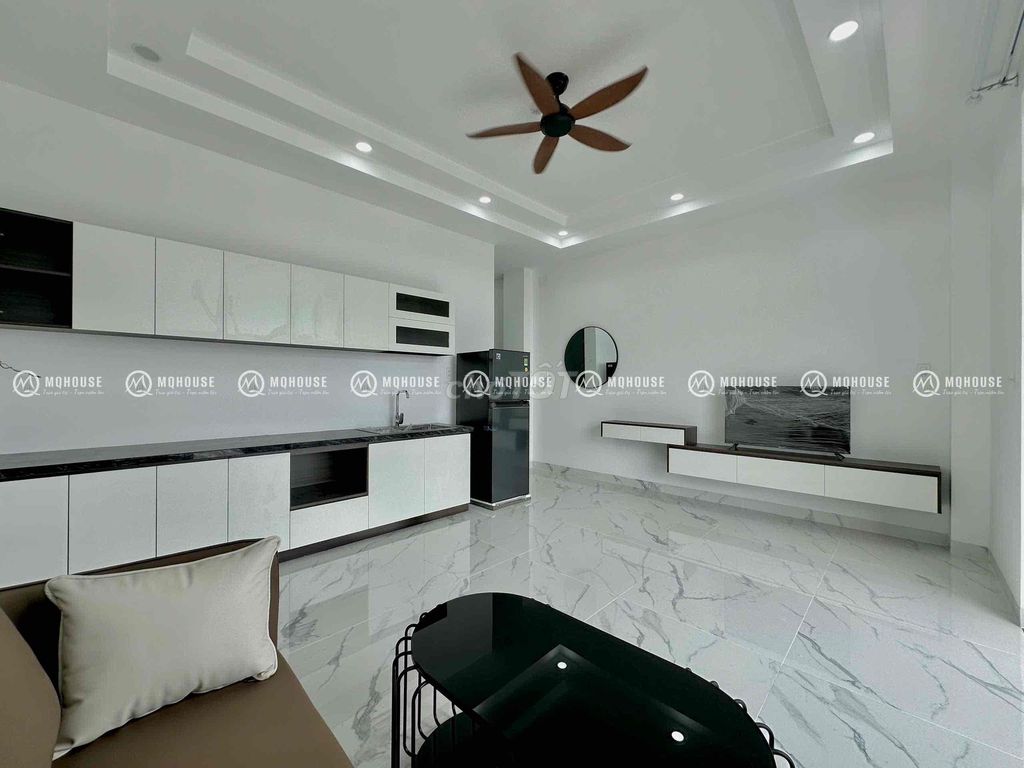 Căn hộ dịch vụ Tân Phú 70m² giá 10 triệu - Full nội thất, cửa sổ thoáng mát!