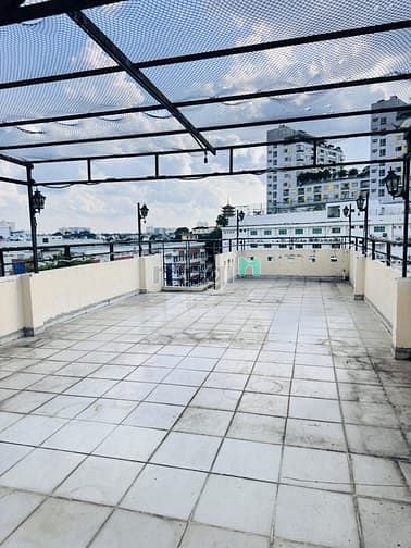 Bán nhà mặt tiền Cao Thắng P.12 Q.10 - 6,8m x 15m - Dòng tiền 100 triệu/tháng chỉ 75 tỷ!