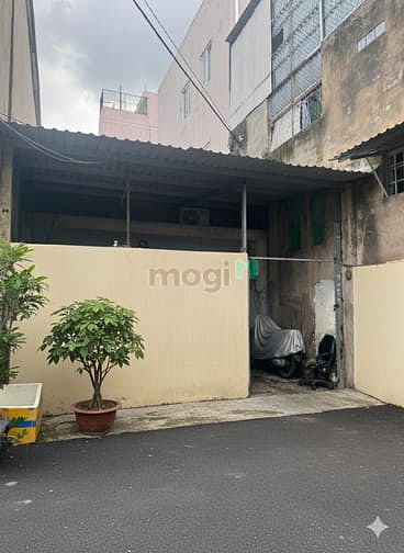 Bán gấp nhà cấp 4 hẻm 305/ Lê Văn Qưới, 112m² giá 5.8 tỷ - Cơ hội đầu tư tuyệt vời!