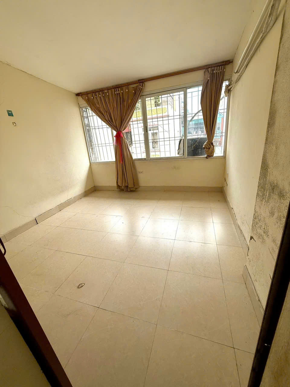 Căn hộ tập thể Hoàng Đạo Thành, Thanh Xuân 70m² giá 3.55 tỷ - Thiết kế thoáng sáng, ô tô đỗ thoải mái!