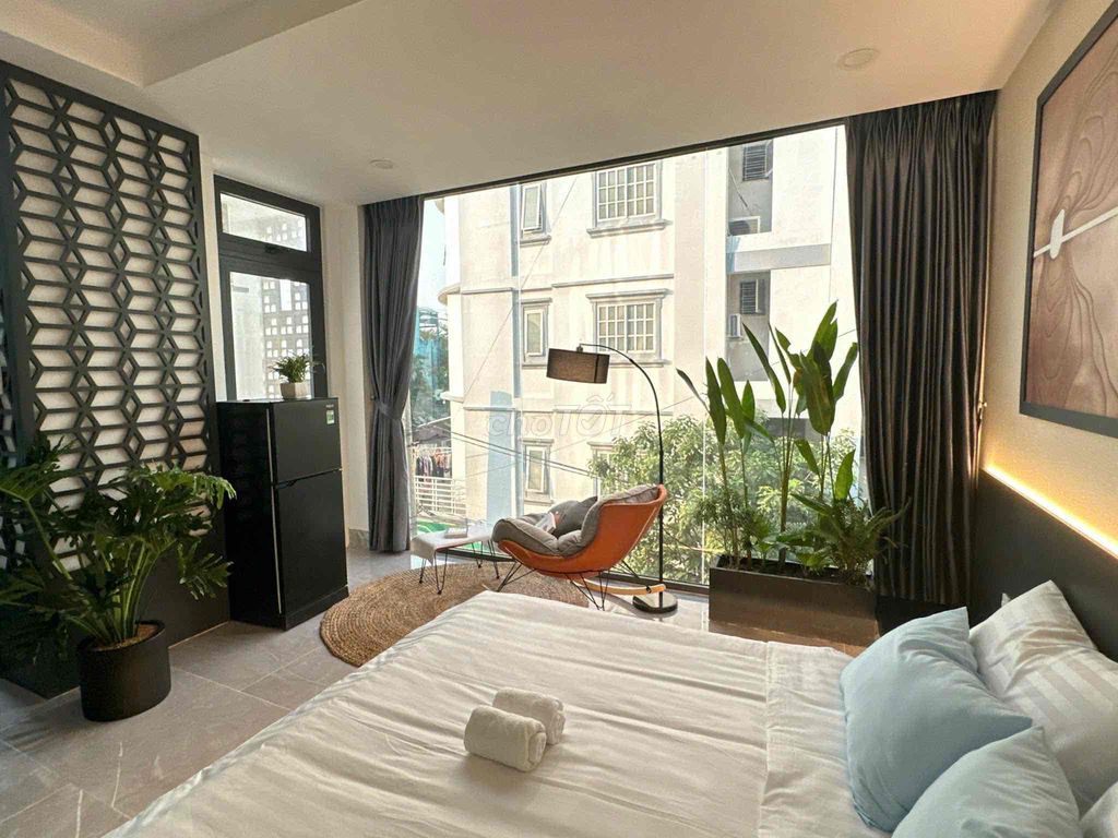 Phòng Studio 30m² gần ngã tư Hàng Xanh chỉ 6.5 triệu - Cửa sổ đẹp, full nội thất!