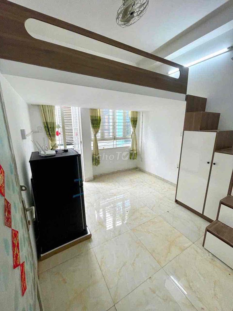 Căn hộ Duplex Trần Huy Liệu Phú Nhuận 25m² giá 5.2 triệu - Nội thất đầy đủ, gần trung tâm!