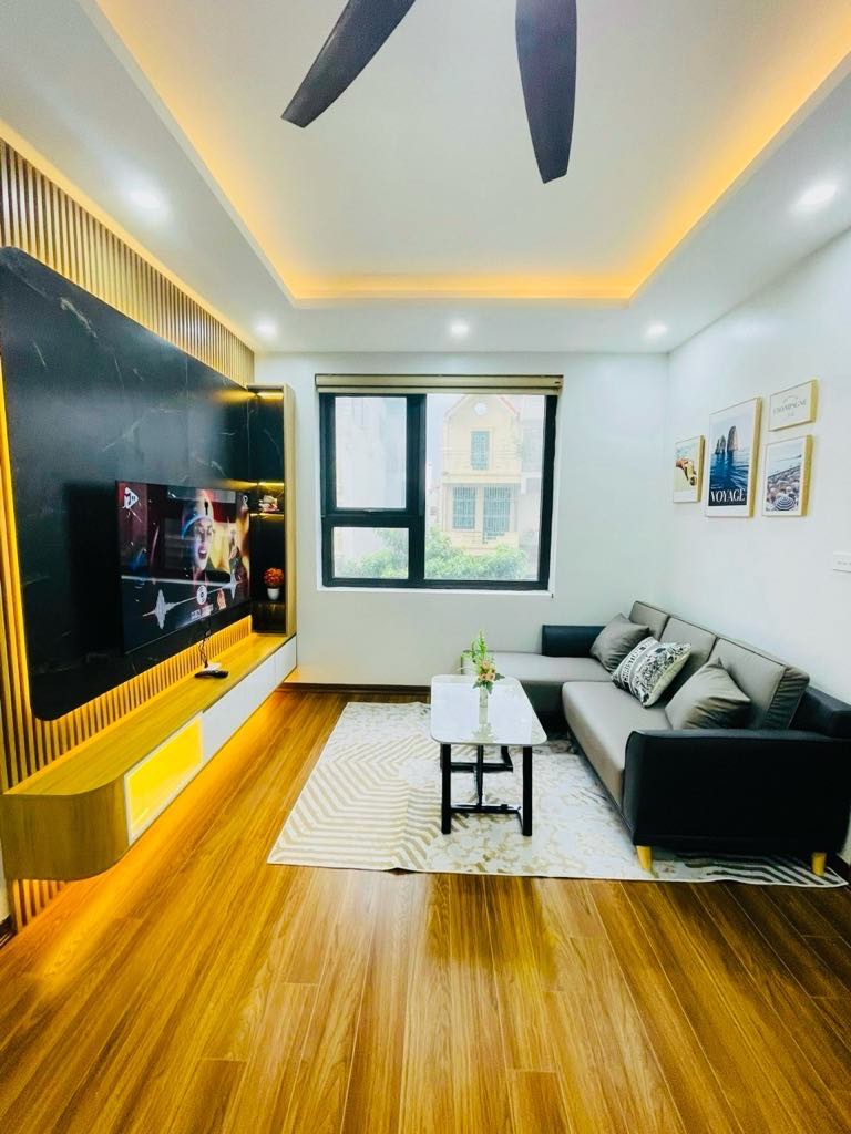 Chung cư Kim Văn Kim Lũ, Nguyễn Xiển 65m² giá 4.6 tỷ - Nội thất đầy đủ, view đẹp!