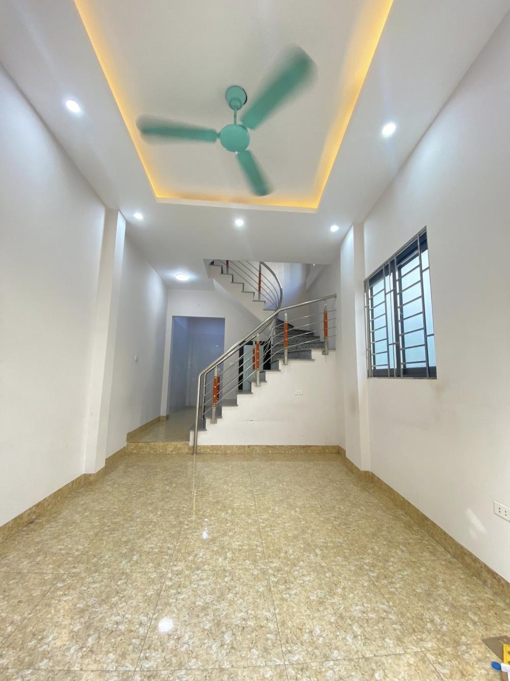 Nhà lô góc An Dương Vương 35m² 5 tầng - Kinh doanh nhỏ, giá 8.3 tỷ