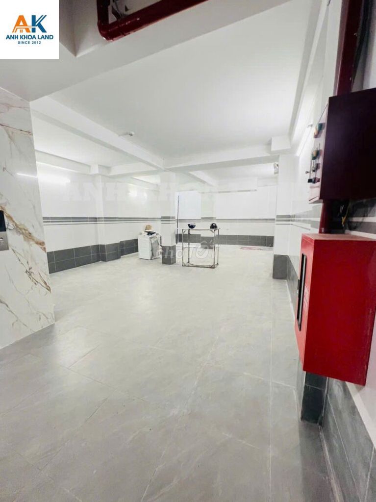 Bán Tòa nhà căn hộ dịch vụ 122m² - 30 phòng thu nhập 140 triệu/tháng - Giá 22 tỷ TL