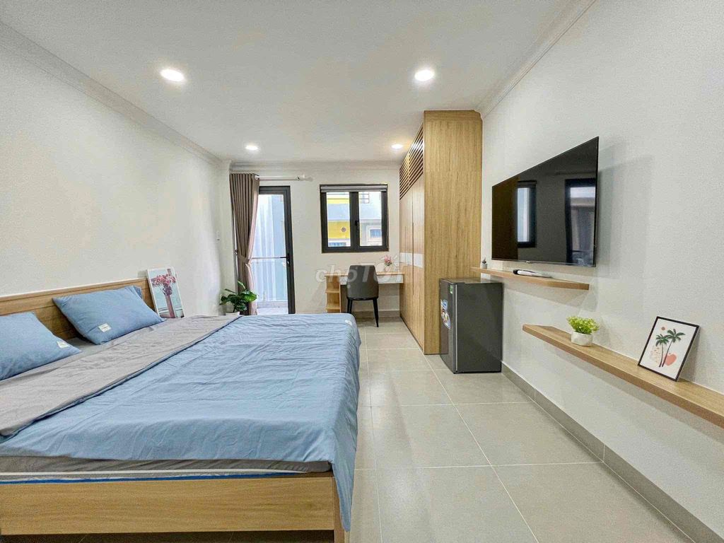 Căn hộ Studio Cách Mạng Tháng 8 30m² giá 5.8 triệu - Nhà mới, đầy đủ nội thất!