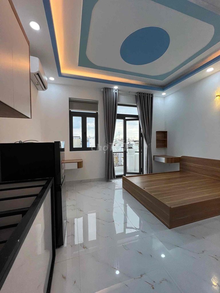 Căn hộ studio ban công full nội thất tại ngã tư Hàng Xanh Bình Thạnh - Giá chỉ 5.7 triệu!