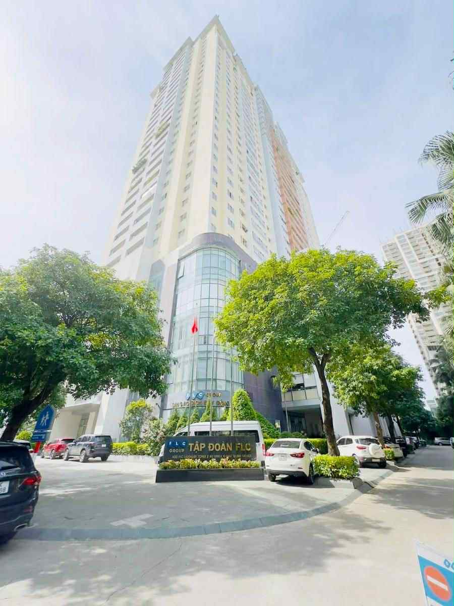 Căn hộ cao cấp Mỹ Đình 159m² giá 10.5 tỷ - Nội thất dát vàng sang trọng!