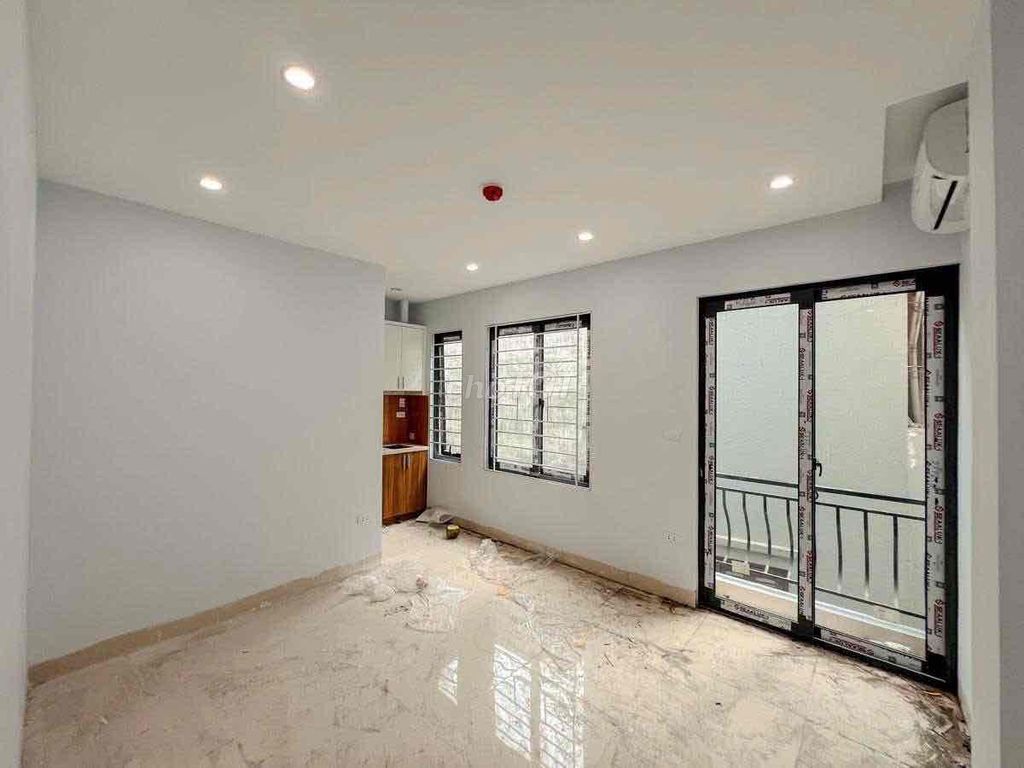 Bán nhà Đống Đa - Dòng tiền 22.5 tỷ - Thang máy - Full nội thất