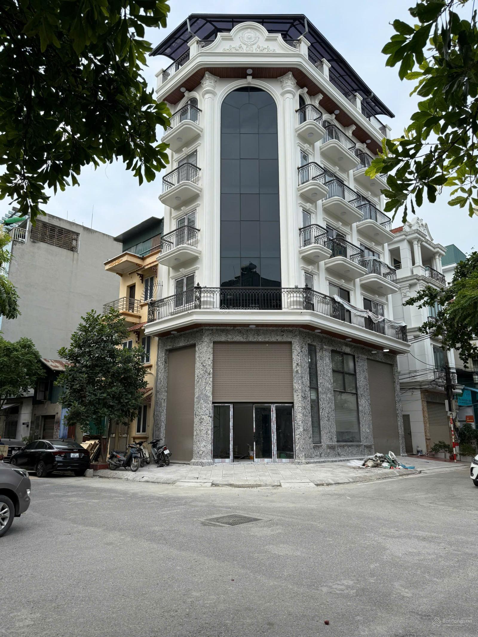 Văn phòng cho thuê Yên Sở, Hoàng Mai 240m² giá 38 triệu - Không gian lý tưởng cho sáng tạo!