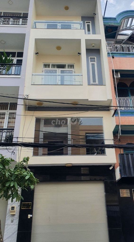 Nhà cho thuê Phường 10, Quận Phú Nhuận 64m² giá 16 triệu - Vị trí sầm uất, phù hợp làm văn phòng!