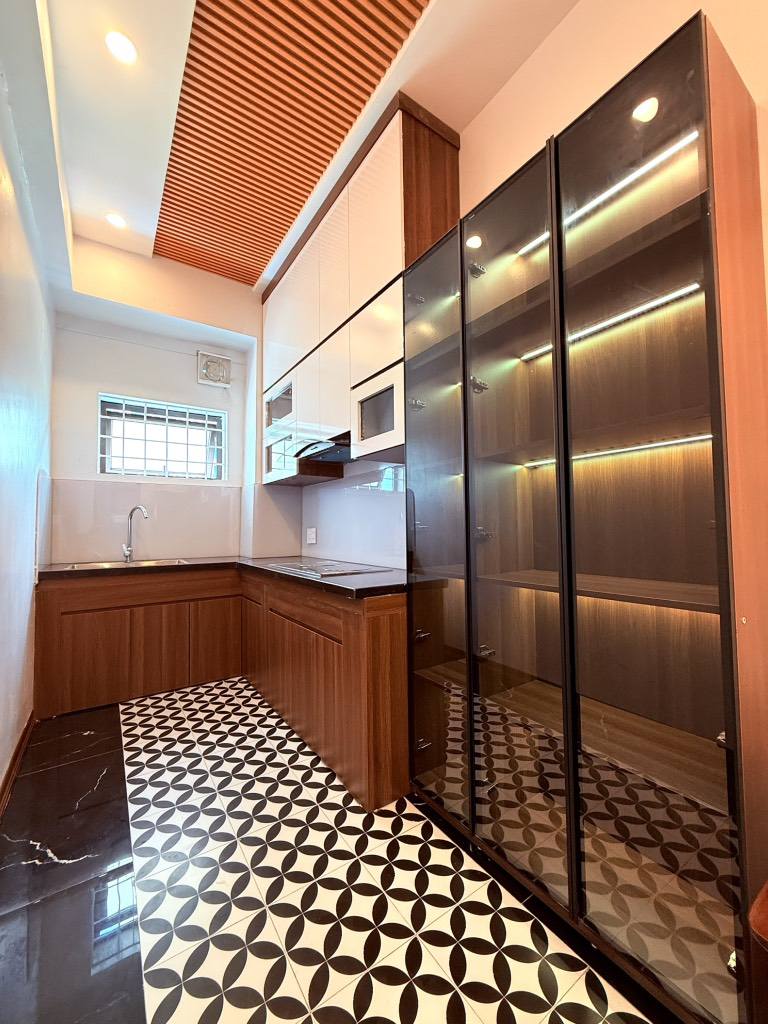 Căn hộ CC CT3 Bắc Linh Đàm 68m² giá 4.8 tỷ - Thiết kế hiện đại, sổ hồng chính chủ!