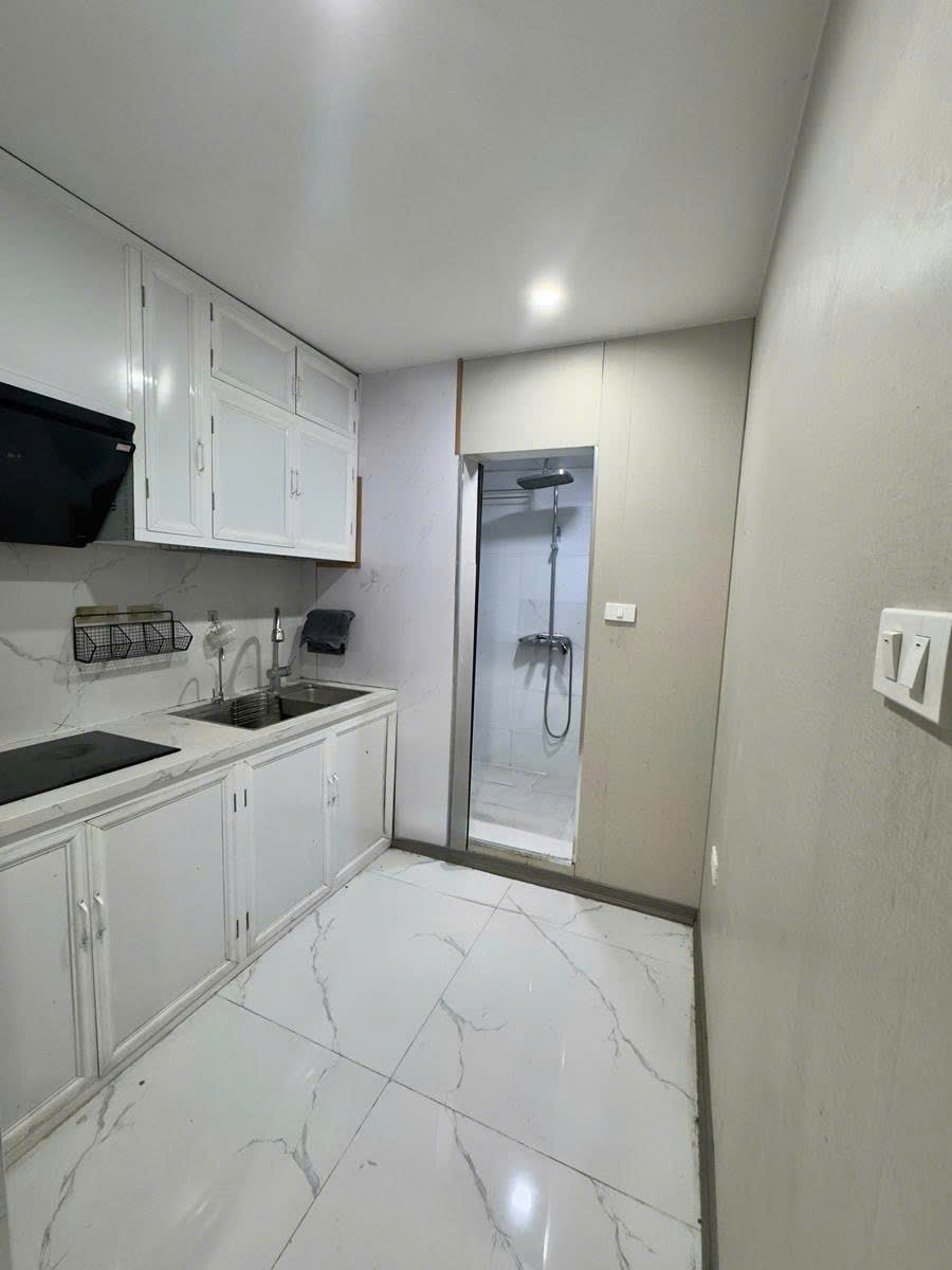 Nhà mặt phố Hoàng Ngân 98m² giá 68 tỷ - Tòa nhà 8 tầng sang trọng, hợp tác kinh doanh