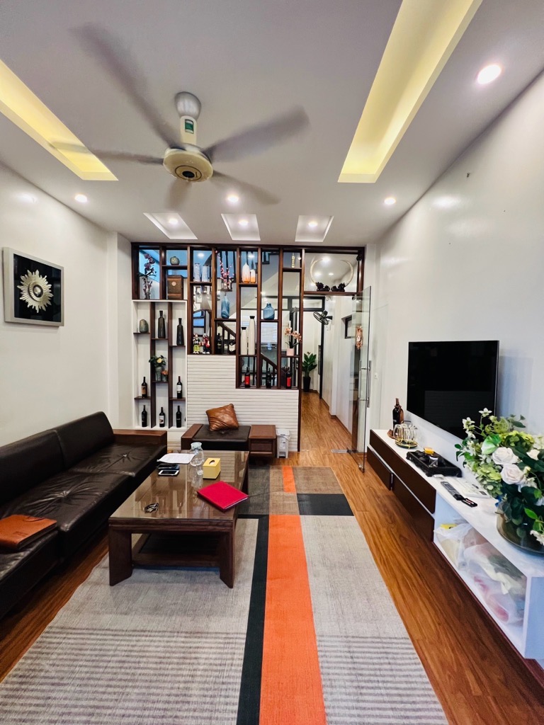 Nhà đẹp 5 tầng Phú Đô - 32m² - Chỉ 7.75 tỷ - Sẵn sàng vào ở!