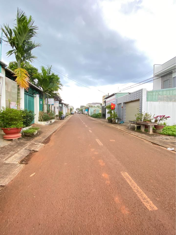 Đất mặt tiền Bà Huyện Thanh Quan, Pleiku 272m² giá chỉ 3 tỷ - Cơ hội đầu tư tuyệt vời!