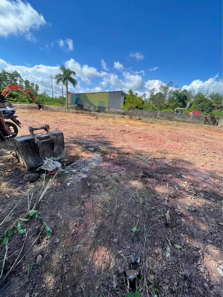 Đất gốc Mít Hải Yên, Móng Cái 90m² - Giá cực hấp dẫn chỉ vài trăm triệu!