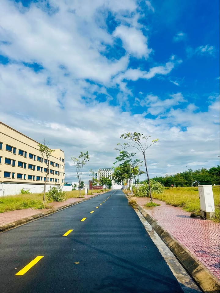 Đất mặt tiền Lương Sỹ Bổ Tuy Hòa 126m² giá chỉ 4,1 tỷ - Cơ hội đầu tư hấp dẫn!