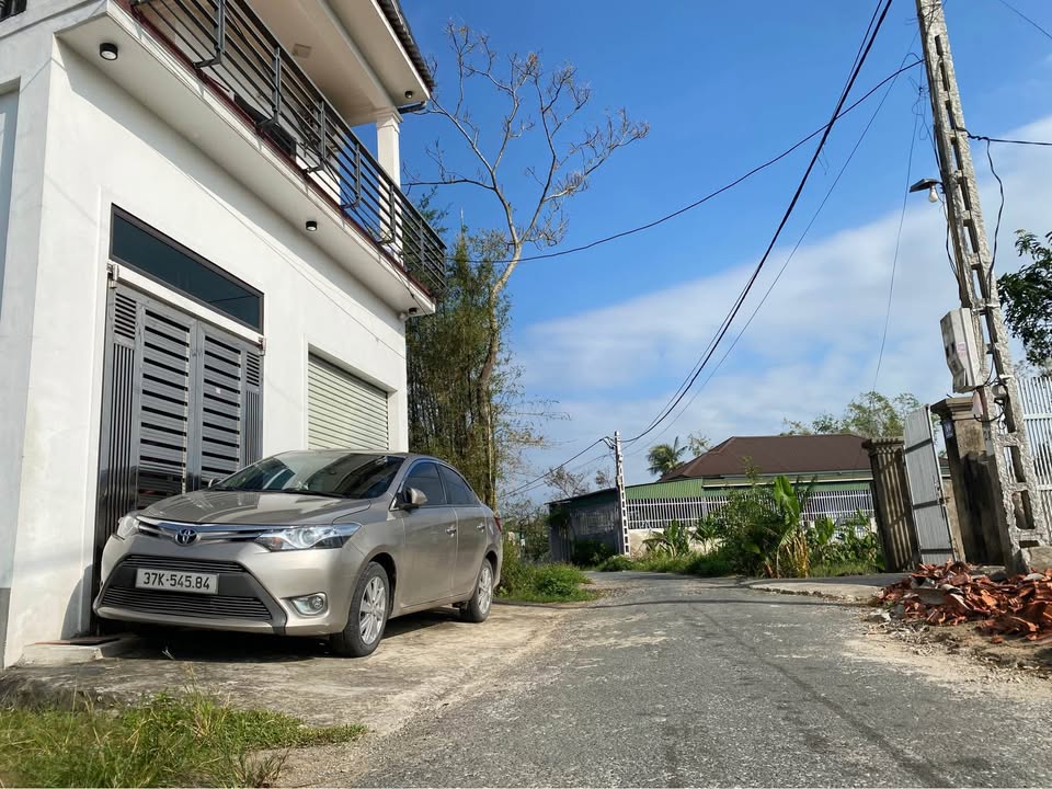 Đất nền Nghi Đức 111,9m² giá 3 tỷ - Vị trí đắc địa, tiện ích đầy đủ!