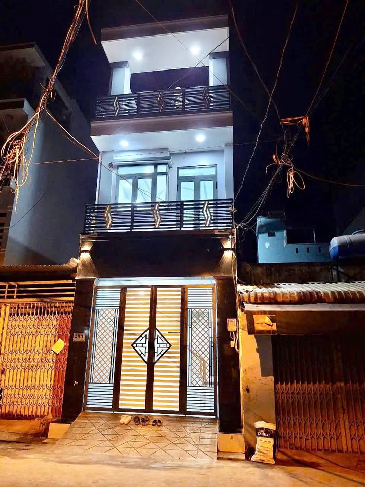 Nhà nguyên căn mặt tiền đường 1B, quận Bình Tân, diện tích 80m² - Kinh doanh dễ dàng!