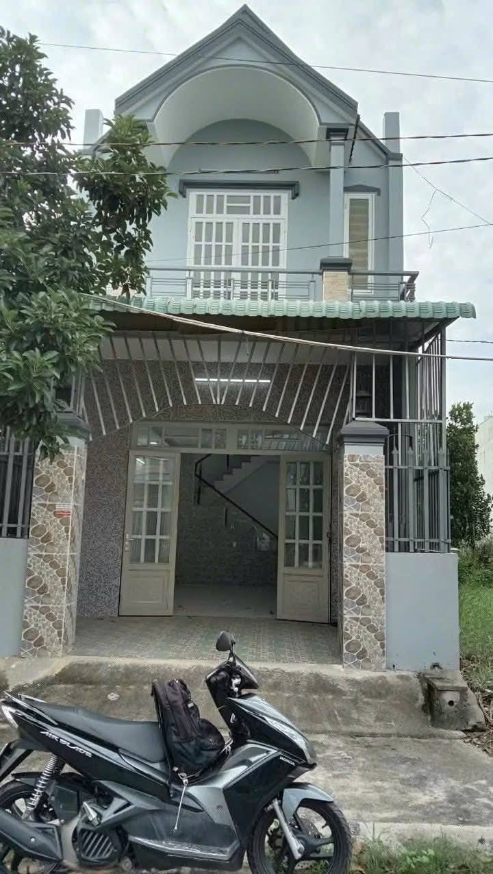 Nhà Bán Khu Dân Cư Đặng Huỳnh Tân Kim 90m² giá 3.5 tỷ - Thiết kế hiện đại, chính chủ!