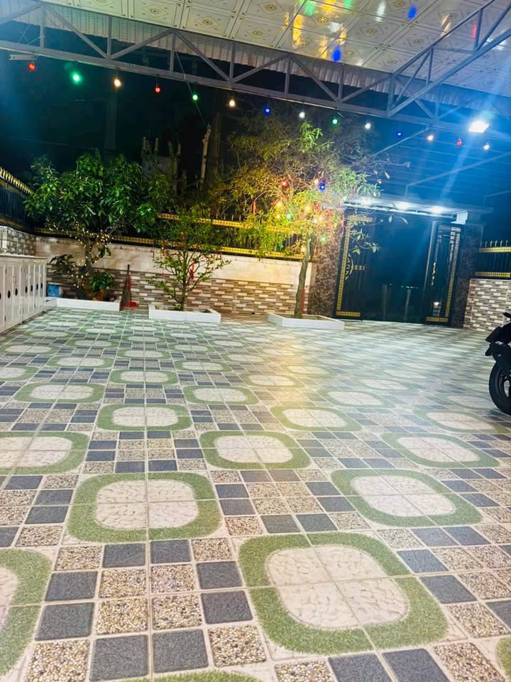 Nhà mặt tiền đường Trung Trinh, Xuân Phương, Sông Cầu 357m² giá 2.7 tỷ - Sẵn sàng vào ở ngay!