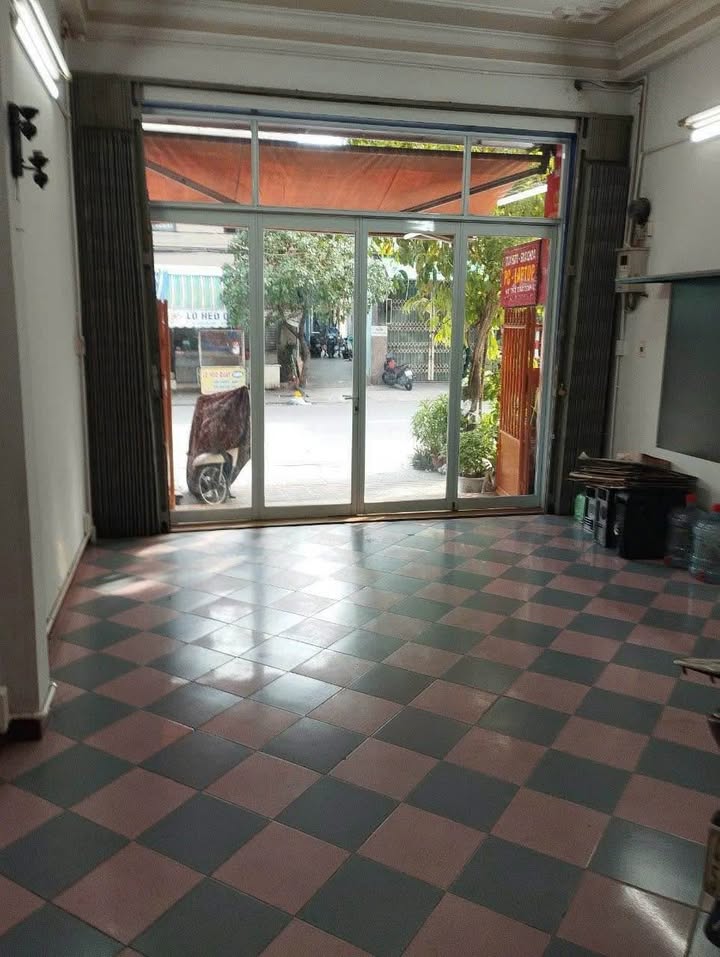 Nhà mặt tiền Trần Cao Vân, Thanh Khê 60m² giá 16 triệu - Thích hợp làm văn phòng!