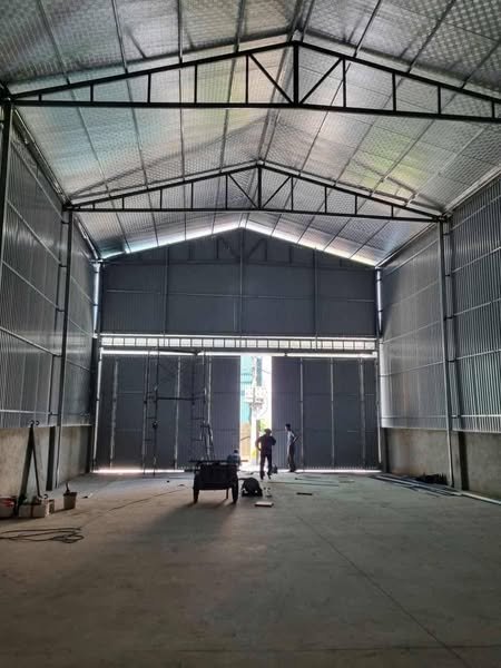Kho xưởng cho thuê đường Hương Lộ 2, Quận Bình Tân 400m² - Tiện ích đầy đủ, giá chỉ 25 triệu!