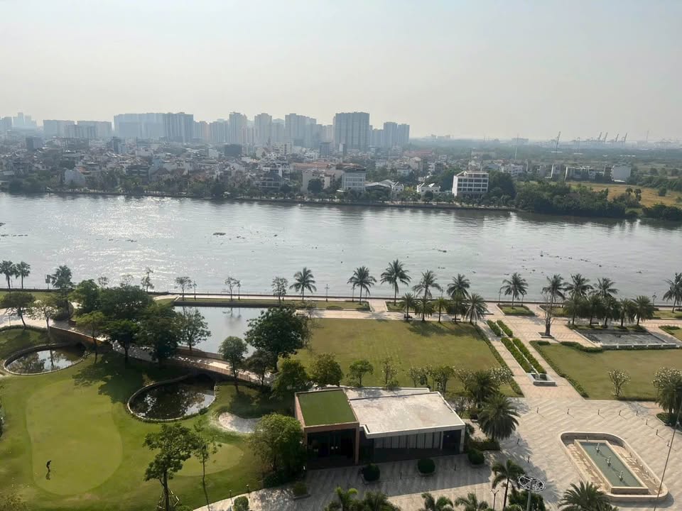 Căn hộ 4PN Vinhomes Central Park 155m² giá 60 triệu - View sông tuyệt đẹp!