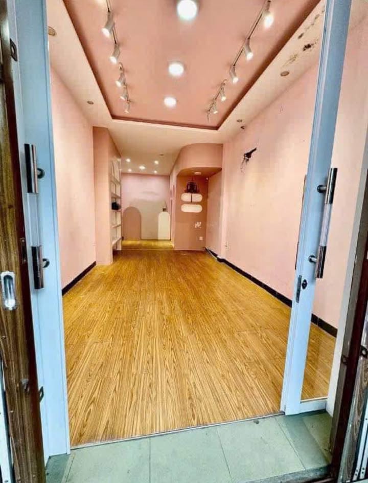 Nhà cho thuê đường Nguyễn Thái Học, 64m² giá 14 triệu - Thích hợp cho ở và kinh doanh!