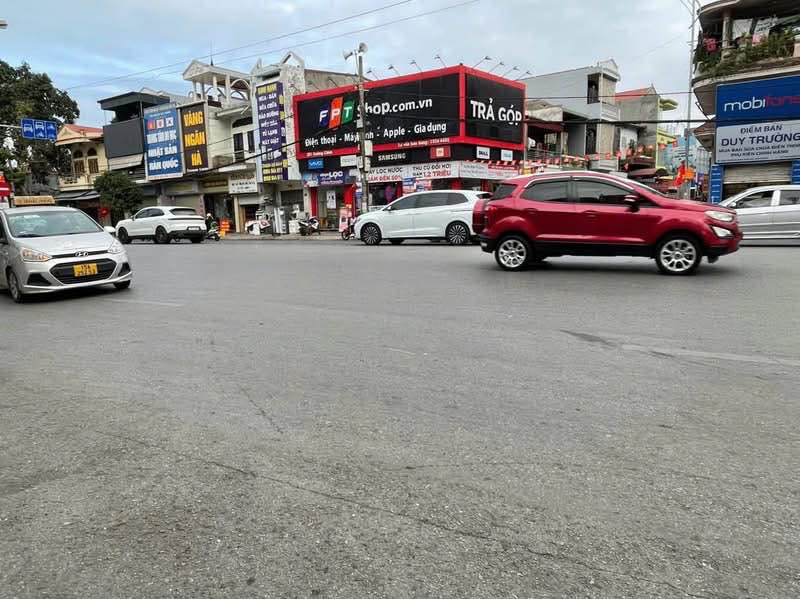 Bán nhà mặt đường Trường Chinh, Kiến An, 91m² giá 6.8 tỷ - Đầu tư sinh lời ổn định!