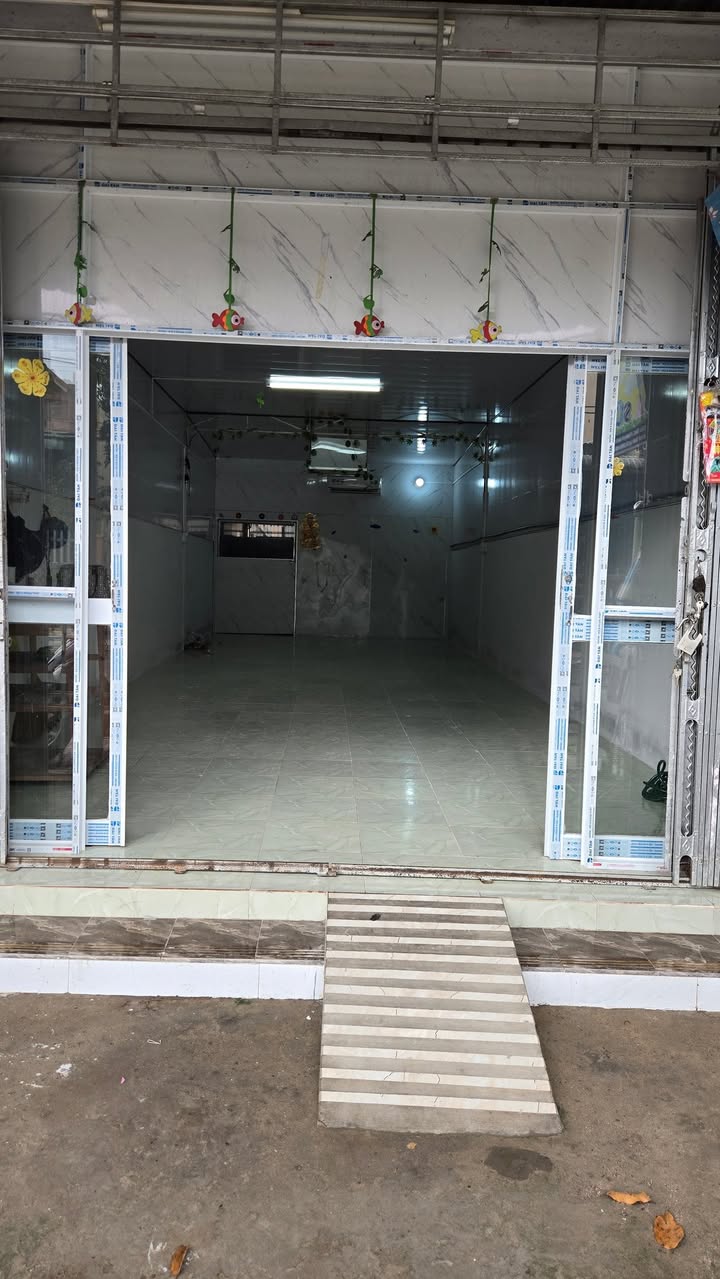 Nhà cho thuê tại 66 Nguyễn Đình Chiểu, Hồng Ngự 64m² - Gần các công ty và văn phòng