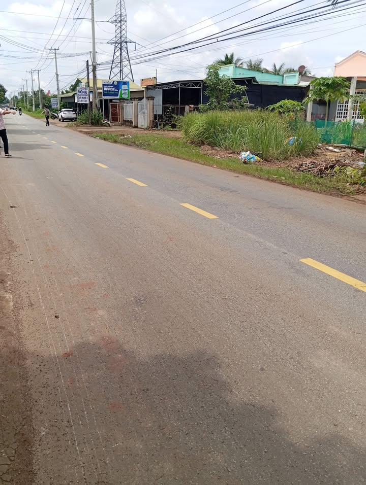 FrontHouse mặt tiền đường Duy Tân, Long Khánh 170m² - Kinh doanh sầm uất!