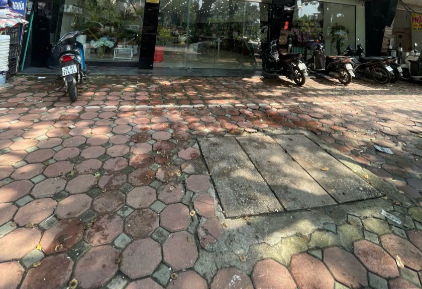 Mặt bằng cho thuê kinh doanh tại Trung Hòa Cầu Giấy 120m² - Vị trí đắc địa