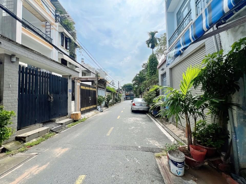 Nhà cấp 4 mặt tiền 8m thông Phước Long B 117m² giá 12.5 tỷ - Tiện xây mới 5 tầng!