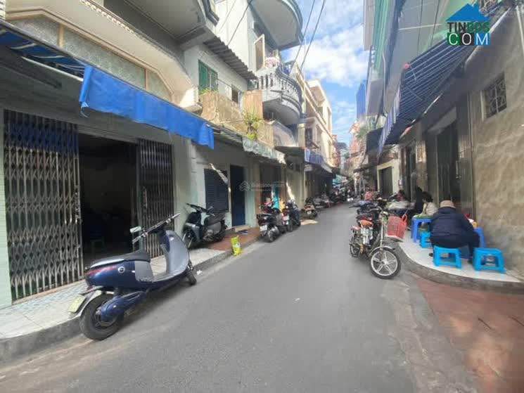 Nhà mặt đường chợ Cột Đèn, Lê Chân, Hải Phòng - Diện tích 65m², giá 5 tỷ - Kinh doanh sầm uất!