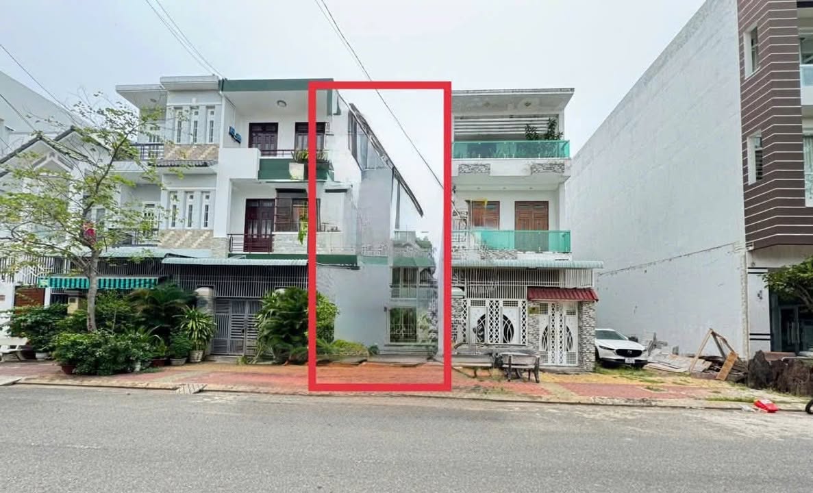 Đất nền Đinh Lễ, TP Phan Thiết 100m² giá 3.35 tỷ - Sổ đỏ chính chủ, vị trí đẹp!