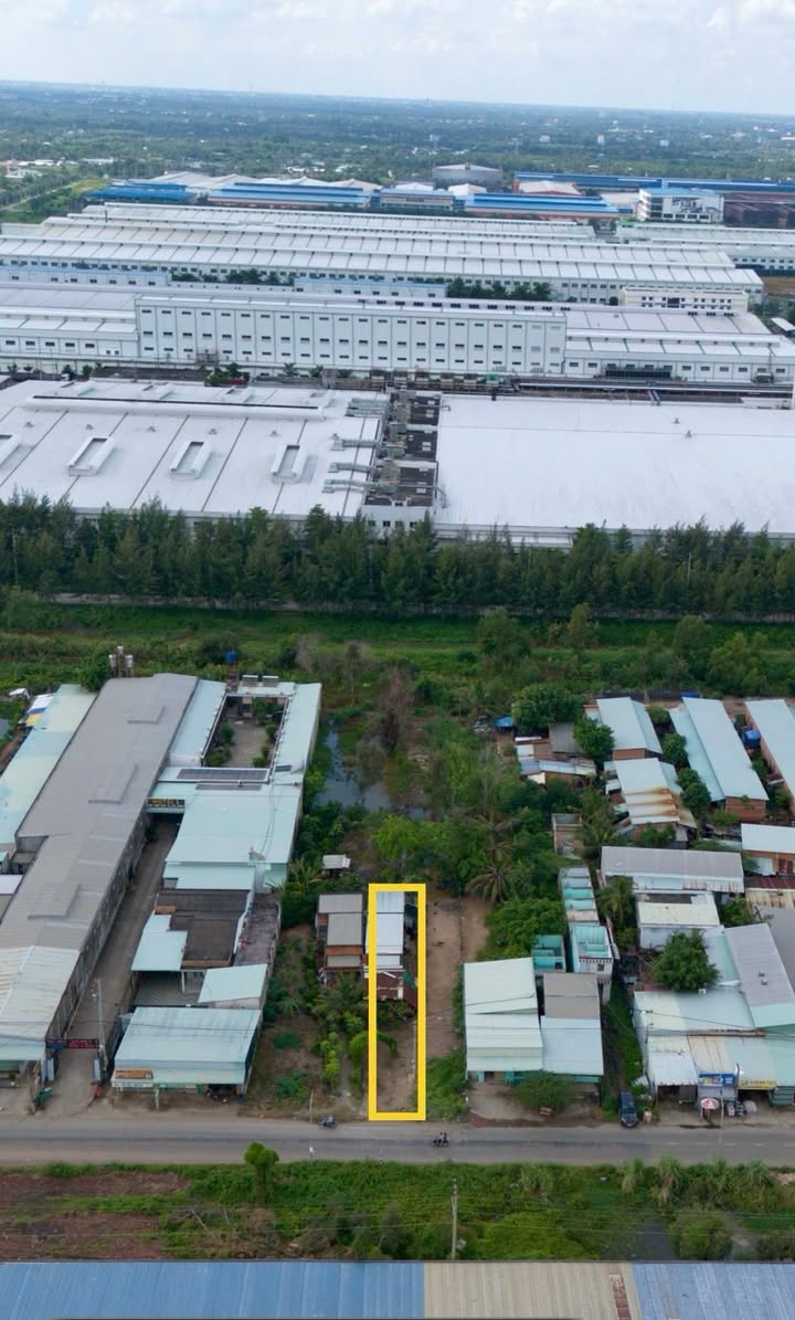 Đất nền KCN Long Giang 330m² giá 1.8 tỷ - Tiềm năng phát triển lớn!